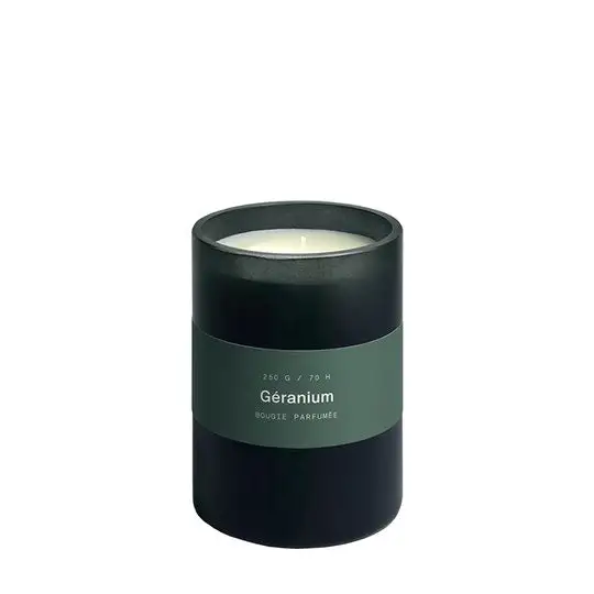 marie_jeanne_geranium_candle_1-1